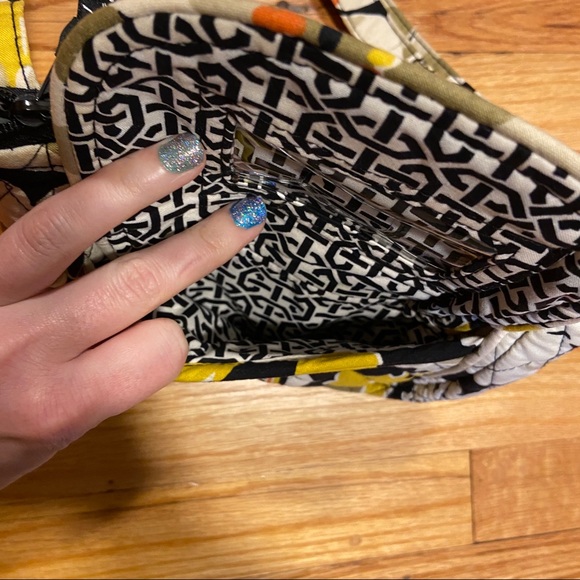 Vera Bradley Lizzy - Picture 3 of 16